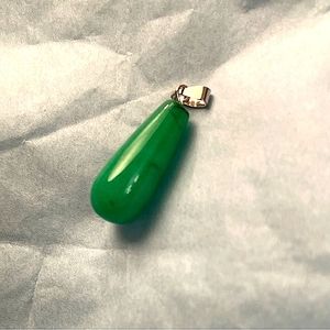 🍀Beautiful Malay Jade Teardrop pendant 💎